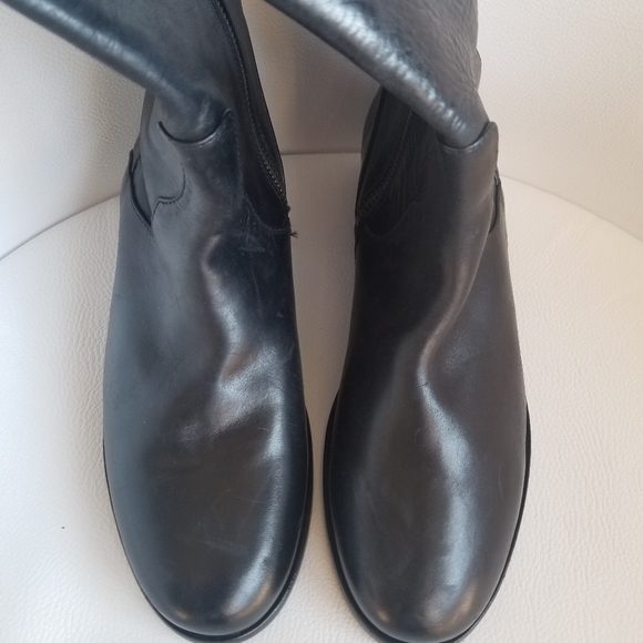Frye Carly Black Knee Boots Size 7M - Picture 6 of 8